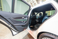 メルセデスベンツ Eクラス E200 ｽﾃｰｼｮﾝﾜｺﾞﾝ AVG AMGﾗｲﾝ ｴｸｽｸﾙｰｼﾌﾞ&ﾚｰﾀﾞｰｾｰﾌﾃｨPKG　中期ﾓﾃﾞﾙ BSG搭載 黒革 ｼｰﾄﾋｰﾀｰ 純正ﾅﾋﾞTV CarPlay ﾍｯﾄﾞｱｯﾌﾟD 360ｶﾒﾗ ﾌﾞﾙﾒｽﾀｰ ｴｱﾊﾞﾗﾝｽP ﾏﾙﾁﾋﾞｰﾑLED AMGｴｱﾛ&19AW　2年保証