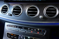 メルセデスベンツ Eクラス E250ﾜｺﾞﾝ AVGｽﾎﾟｰﾂ ｴｸｽｸﾙｰｼﾌﾞPKG ﾚｰﾀﾞｰSP　中期 黒革 ﾊﾟﾉﾗﾏSR ﾅﾋﾞTV Meｺﾈ carplay ﾌﾞﾙﾒｽﾀｰ ﾍｯﾄﾞｱｯﾌﾟD ｴｱﾊﾞﾗﾝｽP 自動ﾄﾗﾝｸ ﾌｯﾄｵｰﾌﾟﾅｰ Newﾃﾞｻﾞｲﾝｽﾃｱ　2年保証