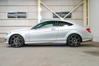 メルセデスベンツ Cクラス C250ｸｰﾍﾟ ｼｭﾎﾟﾙﾄ ﾚｰﾀﾞｰｾｰﾌﾃｨ＆ﾕｰﾃｨﾘﾃｨPKG　1ｵﾅ Pｽﾀ 黒革 ﾅﾋﾞTV Bｶﾒﾗ ﾊﾟｰｸﾄﾛﾆｯｸ ｷｾﾉﾝ LEDﾄﾞﾗｲﾋﾞﾝｸﾞﾗｲﾄ 専用ｻｽ AMGｴｱﾛ＆18AW ﾄﾞﾘﾙﾄﾞﾛｰﾀｰ ﾛｺﾞ入ｷｬﾘﾊﾟｰ　2年保証