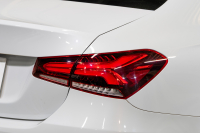 メルセデスベンツ Aクラス A180 ｽﾀｲﾙ ｾﾀﾞﾝ AMGﾗｲﾝ&ﾚｻﾞｰｴｸｽｸﾙｰｼﾌﾞ&ｱﾄﾞﾊﾞﾝｽﾄﾞ&ﾅﾋﾞｹﾞｰｼｮﾝ&ﾚｰﾀﾞｰｾｰﾌﾃｨPKG　1ｵﾅ 赤/黒革 ﾊﾟﾉﾗﾏSR MBUXﾅﾋﾞ ﾌﾙｾｸﾞ 360ｶﾒﾗ ｱﾄﾞﾊﾞﾝｽﾄﾞｽﾋﾟｰｶｰ ﾍｯﾄﾞｱｯﾌﾟD ｱﾝﾋﾞｴﾝﾄﾗｲﾄ AMGｴｱﾛ&18AW　2年保証