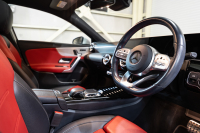 メルセデスベンツ Aクラス A180 ｽﾀｲﾙ ｾﾀﾞﾝ AMGﾗｲﾝ&ﾚｻﾞｰｴｸｽｸﾙｰｼﾌﾞ&ｱﾄﾞﾊﾞﾝｽﾄﾞ&ﾅﾋﾞｹﾞｰｼｮﾝ&ﾚｰﾀﾞｰｾｰﾌﾃｨPKG　1ｵﾅ 赤/黒革 ﾊﾟﾉﾗﾏSR MBUXﾅﾋﾞ ﾌﾙｾｸﾞ 360ｶﾒﾗ ｱﾄﾞﾊﾞﾝｽﾄﾞｽﾋﾟｰｶｰ ﾍｯﾄﾞｱｯﾌﾟD ｱﾝﾋﾞｴﾝﾄﾗｲﾄ AMGｴｱﾛ&18AW　2年保証