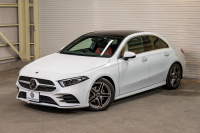 メルセデスベンツ Aクラス A180 ｽﾀｲﾙ ｾﾀﾞﾝ AMGﾗｲﾝ&ﾚｻﾞｰｴｸｽｸﾙｰｼﾌﾞ&ｱﾄﾞﾊﾞﾝｽﾄﾞ&ﾅﾋﾞｹﾞｰｼｮﾝ&ﾚｰﾀﾞｰｾｰﾌﾃｨPKG　1ｵﾅ 赤/黒革 ﾊﾟﾉﾗﾏSR MBUXﾅﾋﾞ ﾌﾙｾｸﾞ 360ｶﾒﾗ ｱﾄﾞﾊﾞﾝｽﾄﾞｽﾋﾟｰｶｰ ﾍｯﾄﾞｱｯﾌﾟD ｱﾝﾋﾞｴﾝﾄﾗｲﾄ AMGｴｱﾛ&18AW　2年保証