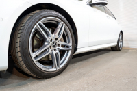 メルセデスベンツ Eクラス E220d AVG ｽﾎﾟｰﾂ ﾚｻﾞｰEXC ﾚｰﾀﾞｰSP　黒革 ｼｰﾄﾋｰﾀｰ ﾊﾟﾉﾗﾏSR 純正ﾅﾋﾞ ﾌﾙｾｸﾞTV 360ｶﾒﾗ CarPlay ﾌﾞﾙﾒｽﾀｰ ｴｱﾊﾞﾗﾝｽP ﾏﾙﾁﾋﾞｰﾑLED ﾏﾙﾁｶﾗｰｱﾝﾋﾞｴﾝﾄﾗｲﾄ AMGｴｱﾛ&19AW　2年保証