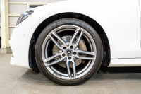 メルセデスベンツ Eクラス E220d AVG ｽﾎﾟｰﾂ ﾚｻﾞｰEXC ﾚｰﾀﾞｰSP　黒革 ｼｰﾄﾋｰﾀｰ ﾊﾟﾉﾗﾏSR 純正ﾅﾋﾞ ﾌﾙｾｸﾞTV 360ｶﾒﾗ CarPlay ﾌﾞﾙﾒｽﾀｰ ｴｱﾊﾞﾗﾝｽP ﾏﾙﾁﾋﾞｰﾑLED ﾏﾙﾁｶﾗｰｱﾝﾋﾞｴﾝﾄﾗｲﾄ AMGｴｱﾛ&19AW　2年保証