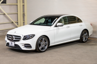 メルセデスベンツ Eクラス E220d AVG ｽﾎﾟｰﾂ ﾚｻﾞｰEXC ﾚｰﾀﾞｰSP　黒革 ｼｰﾄﾋｰﾀｰ ﾊﾟﾉﾗﾏSR 純正ﾅﾋﾞ ﾌﾙｾｸﾞTV 360ｶﾒﾗ CarPlay ﾌﾞﾙﾒｽﾀｰ ｴｱﾊﾞﾗﾝｽP ﾏﾙﾁﾋﾞｰﾑLED ﾏﾙﾁｶﾗｰｱﾝﾋﾞｴﾝﾄﾗｲﾄ AMGｴｱﾛ&19AW　2年保証