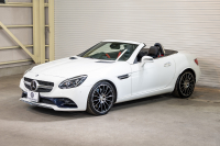 メルセデスベンツ SLCクラス SLC200 ｽﾎﾟｰﾂ ﾚｰﾀﾞｰｾｰﾌﾃｨPKG　黒革 ｼｰﾄﾋｰﾀｰ ｴｱｽｶｰﾌ ﾊﾟﾉﾗﾐｯｸﾊﾞﾘｵﾙｰﾌ 純正ﾅﾋﾞ ﾌﾙｾｸﾞ ｶｰﾌﾟﾚｲ Bｶﾒﾗ harman/kardon AMGｽﾎﾟｰﾂｽﾃｱﾘﾝｸﾞ LEDﾗｲﾄ ｱﾝﾋﾞｴﾝﾄﾗｲﾄ Pｽﾀ AMGｴｱﾛ&18ｲﾝﾁAW　2年保証