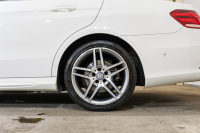 メルセデスベンツ Eクラス E350 AVG AMGｽﾎﾟｰﾂ&ﾚｰﾀﾞｰｾｰﾌﾃｲPKG　 後期ﾓﾃﾞﾙ 黒革 ﾊﾟﾉﾗﾏｻﾝﾙｰﾌ ｼｰﾄﾋｰﾀｰ 純正ﾅﾋﾞ ﾌﾙｾｸﾞTV ﾊﾞｯｸｶﾒﾗ LEDﾍｯﾄﾞﾗｲﾄ AMGｴｱﾛ&18ｲﾝﾁAW　2年保証