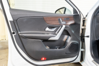 メルセデスベンツ Aクラス A250ｾﾀﾞﾝ 4MATIC ﾚｻﾞｰEXC&ｱﾄﾞﾊﾞﾝｽﾄﾞ&ﾅﾋﾞｹﾞｰｼｮﾝ&ﾚｰﾀﾞｰSP　黒革 ﾊﾟﾉﾗﾏSR MBUXﾅﾋﾞ ﾌﾙｾｸﾞ 360ｶﾒﾗ ﾜｲﾔﾚｽﾁｬｰｼﾞ ﾍｯﾄﾞｱｯﾌﾟD ADVｽﾋﾟｰｶｰ LEDﾍｯﾄﾞﾗｲﾄ　2年保証