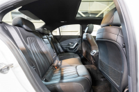 メルセデスベンツ Aクラス A250ｾﾀﾞﾝ 4MATIC ﾚｻﾞｰEXC&ｱﾄﾞﾊﾞﾝｽﾄﾞ&ﾅﾋﾞｹﾞｰｼｮﾝ&ﾚｰﾀﾞｰSP　黒革 ﾊﾟﾉﾗﾏSR MBUXﾅﾋﾞ ﾌﾙｾｸﾞ 360ｶﾒﾗ ﾜｲﾔﾚｽﾁｬｰｼﾞ ﾍｯﾄﾞｱｯﾌﾟD ADVｽﾋﾟｰｶｰ LEDﾍｯﾄﾞﾗｲﾄ　2年保証