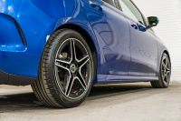 メルセデスベンツ Bクラス B180 BSG搭載 AMGﾗｲﾝPKG ｱﾄﾞﾊﾞﾝｽﾄﾞ&ﾅﾋﾞｹﾞｰｼｮﾝ&ﾚｰﾀﾞｰｾｰﾌﾃｨPKG　後期 Newﾃﾞｻﾞｲﾝｽﾃｱ 1ｵﾅ 黒半革 ﾊﾟﾉSR MBUXﾅﾋﾞ ﾌﾙｾｸﾞ 360ｶﾒﾗ ﾍｯﾄﾞｱｯﾌﾟD 自動ﾃｰﾙｹﾞｰﾄ LEDﾍｯﾄﾞﾗｲﾄ ｼｰﾄﾋｰﾀｰ　2年保証