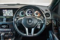 メルセデスベンツ Cクラス C200 BE-EF AVG ﾕｰﾃｨﾘﾃｨ&ﾚｰﾀﾞｰｾｰﾌﾃｨｰPKG　黒革 純正ﾅﾋﾞTV Bｶﾒﾗ ﾊﾟｰｸﾄﾛﾆｯｸ ｷｾﾉﾝ LEDﾄﾞﾗｲﾋﾞﾝｸﾞﾗｲﾄ Pｽﾀ AMGｴｱﾛ＆17AW ﾄﾞﾘﾙﾄﾞﾛｰﾀｰ ﾛｺﾞ入ｷｬﾘﾊﾟｰ　2年保証