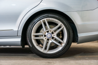 メルセデスベンツ Cクラス C200 BE-EF AVG ﾕｰﾃｨﾘﾃｨ&ﾚｰﾀﾞｰｾｰﾌﾃｨｰPKG　黒革 純正ﾅﾋﾞTV Bｶﾒﾗ ﾊﾟｰｸﾄﾛﾆｯｸ ｷｾﾉﾝ LEDﾄﾞﾗｲﾋﾞﾝｸﾞﾗｲﾄ Pｽﾀ AMGｴｱﾛ＆17AW ﾄﾞﾘﾙﾄﾞﾛｰﾀｰ ﾛｺﾞ入ｷｬﾘﾊﾟｰ　2年保証