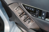 メルセデスベンツ Cクラス C200 BE-EF AVG ﾕｰﾃｨﾘﾃｨ&ﾚｰﾀﾞｰｾｰﾌﾃｨｰPKG　黒革 純正ﾅﾋﾞTV Bｶﾒﾗ ﾊﾟｰｸﾄﾛﾆｯｸ ｷｾﾉﾝ LEDﾄﾞﾗｲﾋﾞﾝｸﾞﾗｲﾄ Pｽﾀ AMGｴｱﾛ＆17AW ﾄﾞﾘﾙﾄﾞﾛｰﾀｰ ﾛｺﾞ入ｷｬﾘﾊﾟｰ　2年保証