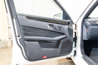 メルセデスベンツ Eクラス E250 AVG AMGｽﾎﾟｰﾂ&ﾚｰﾀﾞｰｾｰﾌﾃｲPKG　 後期ﾓﾃﾞﾙ 黒半革 ｼｰﾄﾋｰﾀｰ ｱﾝﾄﾞﾛｲﾄﾞﾅﾋﾞ 360ｶﾒﾗ LEDﾍｯﾄﾞﾗｲﾄ AMGｴｱﾛ&18ｲﾝﾁAW　2年保証