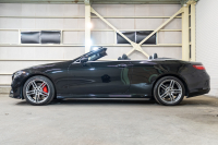 メルセデスベンツ Eクラス E200 ｶﾌﾞﾘｵﾚ ｽﾎﾟｰﾂ ﾚｰﾀﾞｰｾｰﾌﾃｨPKG 　赤幌 黒革 ｼｰﾄﾋｰﾀｰ 純正ﾅﾋﾞ ﾌﾙｾｸﾞTV CarPlay HUD ﾏﾙﾁﾋﾞｰﾑLED ﾌﾞﾙﾒｽﾀｰ ﾏﾙﾁｶﾗｰｱﾝﾋﾞｴﾝﾄﾗｲﾄ AMGｴｱﾛ&19ｲﾝﾁAW　2年保証