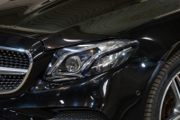 メルセデスベンツ Eクラス E200 ｶﾌﾞﾘｵﾚ ｽﾎﾟｰﾂ ﾚｰﾀﾞｰｾｰﾌﾃｨPKG 　赤幌 黒革 ｼｰﾄﾋｰﾀｰ 純正ﾅﾋﾞ ﾌﾙｾｸﾞTV CarPlay HUD ﾏﾙﾁﾋﾞｰﾑLED ﾌﾞﾙﾒｽﾀｰ ﾏﾙﾁｶﾗｰｱﾝﾋﾞｴﾝﾄﾗｲﾄ AMGｴｱﾛ&19ｲﾝﾁAW　2年保証