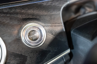 メルセデスベンツ Eクラス E200 ｶﾌﾞﾘｵﾚ ｽﾎﾟｰﾂ ﾚｰﾀﾞｰｾｰﾌﾃｨPKG 　赤幌 黒革 ｼｰﾄﾋｰﾀｰ 純正ﾅﾋﾞ ﾌﾙｾｸﾞTV CarPlay HUD ﾏﾙﾁﾋﾞｰﾑLED ﾌﾞﾙﾒｽﾀｰ ﾏﾙﾁｶﾗｰｱﾝﾋﾞｴﾝﾄﾗｲﾄ AMGｴｱﾛ&19ｲﾝﾁAW　2年保証