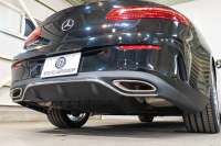 メルセデスベンツ Eクラス E200 ｶﾌﾞﾘｵﾚ ｽﾎﾟｰﾂ ﾚｰﾀﾞｰｾｰﾌﾃｨPKG 　赤幌 黒革 ｼｰﾄﾋｰﾀｰ 純正ﾅﾋﾞ ﾌﾙｾｸﾞTV CarPlay HUD ﾏﾙﾁﾋﾞｰﾑLED ﾌﾞﾙﾒｽﾀｰ ﾏﾙﾁｶﾗｰｱﾝﾋﾞｴﾝﾄﾗｲﾄ AMGｴｱﾛ&19ｲﾝﾁAW　2年保証