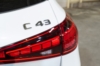 AMG Cクラス C43 4MATIC ｽﾃｰｼｮﾝﾜｺﾞﾝ ﾚｰﾀﾞｰSP BSG搭載　黒革 ﾊﾟﾉﾗﾏSR  MBUXﾅﾋﾞ ﾌﾞﾙﾒｽﾀｰ HUD 360ｶﾒﾗ 自動Rｹﾞｰﾄ AMGｻｽﾍﾟﾝｼｮﾝ AMGﾘｱﾙﾊﾟﾌｫｰﾏﾝｽｻｳﾝﾄﾞ AMGﾅｲﾄPKG AMGｴｱﾛ&19ｲﾝﾁAW　2年保証付