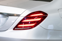 メルセデスベンツ Sクラス S400dﾛﾝｸﾞ ﾚｻﾞｰｴｸｽｸﾙｰｼﾌﾞ&ｼｮｰﾌｧｰPKG　後期 黒革 ﾊﾟﾉﾗﾏSR ﾅﾋﾞTV ｼｮｰﾌｧｰﾎﾟｼﾞｼｮﾝ ﾘｱｴﾝﾀｰ ｲｰｼﾞｰｸﾛｰｼﾞｬｰ 自動ﾄﾗﾝｸ ﾌｯﾄｵｰﾌﾟﾅｰ ｴｱﾊﾞﾗﾝｽP ﾏﾙﾁﾋﾞｰﾑLED　2年保証