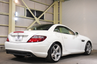 メルセデスベンツ SLKクラス SLK200 BE−EF AMGｽﾎﾟｰﾂ&ﾚｰﾀﾞｰP　ACC 黒革 ﾏｼﾞｯｸｽｶｲR HDDﾅﾋﾞ ﾌﾙｾｸﾞ BTｵｰﾃﾞｨｵ&TEL  AMGｴｱﾛ&18ｲﾝﾁAW ｷｾﾉﾝ　2年保証付