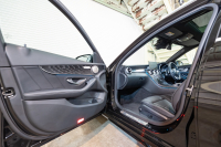 メルセデスベンツ Cクラス C220d ﾜｺﾞﾝ ﾛｰﾚｳｽED AMGﾗｲﾝ ﾚｰﾀﾞｰｾｰﾌﾃｨPKG　黒革 ｼｰﾄﾋｰﾀｰ 純正ﾅﾋﾞ ﾌﾙｾｸﾞTV BT Bｶﾒﾗ LEDﾍｯﾄﾞ ｴｱｻｽ 自動Rｹﾞｰﾄ AMGｴｱﾛ&18ｲﾝﾁAW　2年保証