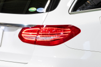 メルセデスベンツ Cクラス C200ﾜｺﾞﾝ ｽﾎﾟｰﾂ ﾚｰﾀﾞｰｾｰﾌﾃｨPKG　黒革 ｼｰﾄﾋｰﾀｰ HDDﾅﾋﾞ 純正ﾅﾋﾞ ﾌﾙｾｸﾞTV BT Bｶﾒﾗ LEDﾍｯﾄﾞ 自動Rｹﾞｰﾄ AMGｴｱﾛ&18ｲﾝﾁAW　2年保証付