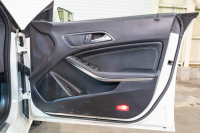 メルセデスベンツ CLAクラス CLA220 4MATIC  ｼｭｰﾃｨﾝｸﾞﾌﾞﾚｰｸ ﾚｰﾀﾞｰｾｰﾌﾃｨPKG　後期 Pｽﾀ 黒革 ｼｰﾄﾋｰﾀｰ 純正ﾅﾋﾞ ﾌﾙｾｸﾞTV CarPlay Bｶﾒﾗ PTS LEDﾍｯﾄﾞﾗｲﾄ ｱﾝﾋﾞｴﾝﾄ 18ｲﾝﾁAW　2年保証付