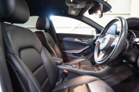 メルセデスベンツ CLAクラス CLA220 4MATIC  ｼｭｰﾃｨﾝｸﾞﾌﾞﾚｰｸ ﾚｰﾀﾞｰｾｰﾌﾃｨPKG　後期 Pｽﾀ 黒革 ｼｰﾄﾋｰﾀｰ 純正ﾅﾋﾞ ﾌﾙｾｸﾞTV CarPlay Bｶﾒﾗ PTS LEDﾍｯﾄﾞﾗｲﾄ ｱﾝﾋﾞｴﾝﾄ 18ｲﾝﾁAW　2年保証付