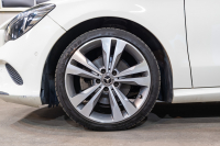 メルセデスベンツ CLAクラス CLA220 4MATIC  ｼｭｰﾃｨﾝｸﾞﾌﾞﾚｰｸ ﾚｰﾀﾞｰｾｰﾌﾃｨPKG　後期 Pｽﾀ 黒革 ｼｰﾄﾋｰﾀｰ 純正ﾅﾋﾞ ﾌﾙｾｸﾞTV CarPlay Bｶﾒﾗ PTS LEDﾍｯﾄﾞﾗｲﾄ ｱﾝﾋﾞｴﾝﾄ 18ｲﾝﾁAW　2年保証付