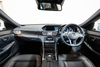 メルセデスベンツ Eクラス E250 ワゴン AVG AMGｽﾎﾟｰﾂ&ﾚｰﾀﾞｰｾｰﾌﾃｲPKG　 後期ﾓﾃﾞﾙ 黒革 ﾊﾟﾉﾗﾏｻﾝﾙｰﾌ ｼｰﾄﾋｰﾀｰ 純正ﾅﾋﾞ ﾌﾙｾｸﾞTV ﾊﾞｯｸｶﾒﾗ LEDﾍｯﾄﾞﾗｲﾄ AMGｴｱﾛ&18ｲﾝﾁAW　2年保証