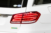 メルセデスベンツ Eクラス E250 ワゴン AVG AMGｽﾎﾟｰﾂ&ﾚｰﾀﾞｰｾｰﾌﾃｲPKG　 後期ﾓﾃﾞﾙ 黒革 ﾊﾟﾉﾗﾏｻﾝﾙｰﾌ ｼｰﾄﾋｰﾀｰ 純正ﾅﾋﾞ ﾌﾙｾｸﾞTV ﾊﾞｯｸｶﾒﾗ LEDﾍｯﾄﾞﾗｲﾄ AMGｴｱﾛ&18ｲﾝﾁAW　2年保証
