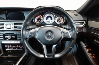 メルセデスベンツ Eクラス E250 ワゴン AVG AMGｽﾎﾟｰﾂ&ﾚｰﾀﾞｰｾｰﾌﾃｲPKG　 後期ﾓﾃﾞﾙ 黒革 ﾊﾟﾉﾗﾏｻﾝﾙｰﾌ ｼｰﾄﾋｰﾀｰ 純正ﾅﾋﾞ ﾌﾙｾｸﾞTV ﾊﾞｯｸｶﾒﾗ LEDﾍｯﾄﾞﾗｲﾄ AMGｴｱﾛ&18ｲﾝﾁAW　2年保証