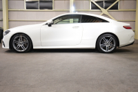 メルセデスベンツ Eクラス E300ｸｰﾍﾟ ｽﾎﾟｰﾂ ｴｸｽｸﾙｰｼﾌﾞ&ﾚｰﾀﾞｰｾｰﾌﾃｨP　ﾍﾞｰｼﾞｭ革 ﾋｰﾀｰ&ｸｰﾗｰ ﾘﾗｸｾﾞｰｼｮﾝ機能 ﾊﾟﾉﾗﾏSR ﾌﾙｾｸﾞTV CarPlay Burmester HUD 360ｶﾒﾗ ｴｱﾊﾞﾗﾝｽP AMGｴｱﾛ&19ｲﾝﾁAW　2年保証付