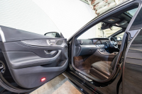 メルセデスベンツ CLS CLS450 4MATIC ｽﾎﾟｰﾂ ｴｸｽｸﾙｰｼﾌﾞ&ﾚｰﾀﾞｰｾｰﾌﾃｨPKG　ISG搭載 ACC 黒ﾅｯﾊﾟ革 ﾋｰﾀｰ&ｸｰﾗｰ ﾀﾞｲﾅﾐｯｸｼｰﾄ SR 純正ﾅﾋﾞ ﾌﾙｾｸﾞTV CarPlay Buremester ﾘﾗｸｾﾞｰｼｮﾝ機能 AMGｴｱﾛ&19AW　2年保証付