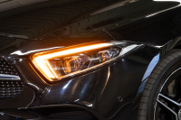 メルセデスベンツ CLS CLS450 4MATIC ｽﾎﾟｰﾂ ｴｸｽｸﾙｰｼﾌﾞ&ﾚｰﾀﾞｰｾｰﾌﾃｨPKG　ISG搭載 ACC 黒ﾅｯﾊﾟ革 ﾋｰﾀｰ&ｸｰﾗｰ ﾀﾞｲﾅﾐｯｸｼｰﾄ SR 純正ﾅﾋﾞ ﾌﾙｾｸﾞTV CarPlay Buremester ﾘﾗｸｾﾞｰｼｮﾝ機能 AMGｴｱﾛ&19AW　2年保証付