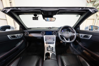 メルセデスベンツ SLCクラス SLC180 ｽﾎﾟｰﾂ ﾚｰﾀﾞｰSP　黒革 ｼｰﾄﾋｰﾀｰ 純正ﾅﾋﾞ ﾌﾙｾｸﾞTV CarPlay ﾊﾞｯｸｶﾒﾗ  LEDﾍｯﾄﾞ AMGｴｱﾛ&18AW　2年保証