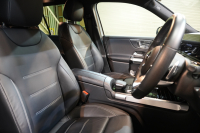 メルセデスベンツ GLB GLB250 4MATIC ｽﾎﾟｰﾂ ﾅﾋﾞｹﾞｰｼｮﾝ&ﾅｲﾄ&ﾚｰﾀﾞｰｾｰﾌﾃｨPKG　1ｵｰﾅｰ 黒革 ｼｰﾄﾋｰﾀｰ MBUXﾅﾋﾞ ﾌﾙｾｸﾞTV 360ｶﾒﾗ ﾏﾙﾁﾋﾞｰﾑLED ﾜｲﾔﾚｽﾁｬｰｼﾞﾝｸﾞ AMGｴｱﾛ&20ｲﾝﾁAW　2年保証