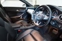 メルセデスベンツ CLAクラス CLA220 4MATIC ｼｭｰﾃｨﾝｸﾞﾌﾞﾚｰｸ ﾚｰﾀﾞｰｾｰﾌﾃｨPKG　後期 Pｽﾀ 黒革 ｼｰﾄﾋｰﾀｰ 純正ﾅﾋﾞ ﾌﾙｾｸﾞTV BTｵｰﾃﾞｨｵ&TEL CarPlay Bｶﾒﾗ PTS LEDﾍｯﾄﾞﾗｲﾄ ｱﾝﾋﾞｴﾝﾄ 18ｲﾝﾁAW　2年保証付
