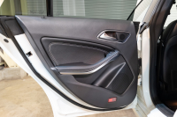 メルセデスベンツ CLAクラス CLA220 4MATIC ｼｭｰﾃｨﾝｸﾞﾌﾞﾚｰｸ ﾚｰﾀﾞｰｾｰﾌﾃｨPKG　後期 Pｽﾀ 黒革 ｼｰﾄﾋｰﾀｰ 純正ﾅﾋﾞ ﾌﾙｾｸﾞTV BTｵｰﾃﾞｨｵ&TEL CarPlay Bｶﾒﾗ PTS LEDﾍｯﾄﾞﾗｲﾄ ｱﾝﾋﾞｴﾝﾄ 18ｲﾝﾁAW　2年保証付