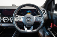 メルセデスベンツ Bクラス B180 AMGﾗｲﾝ ﾚｻﾞｰEX&ｱﾄﾞﾊﾞﾝｽﾄﾞ&ﾅﾋﾞｹﾞｰｼｮﾝ&ﾚｰﾀﾞｰｾｰﾌﾃｨPKG　黒×赤革 ﾊﾟﾉﾗﾏSR MBUXﾅﾋﾞ ﾌﾙｾｸﾞ 360ｶﾒﾗ ﾍｯﾄﾞｱｯﾌﾟD 自動ﾃｰﾙｹﾞｰﾄ LEDﾍｯﾄﾞﾗｲﾄ ｼｰﾄﾋｰﾀｰ 18ｲﾝﾁAW　2年保証付