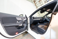 メルセデスベンツ CLAクラス CLA250 ｼｭｰﾃｨﾝｸﾞﾌﾞﾚｰｸ 4MATIC ﾅﾋﾞｹﾞｰｼｮﾝ&ﾚｰﾀﾞｰPKG　1ｵﾅ 黒半革 ｼｰﾄﾋｰﾀｰ MBUXﾅﾋﾞ ﾌﾙｾｸﾞTV ﾊﾞｯｸｶﾒﾗ LEDﾍｯﾄﾞﾗｲﾄ 純正18ｲﾝﾁAW　2年保証付