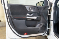 メルセデスベンツ Bクラス B200d AMGﾗｲﾝ ﾅﾋﾞｹﾞｰｼｮﾝ&ﾚｰﾀﾞｰｾｰﾌﾃｨPKG　黒半革 ｼｰﾄﾋｰﾀｰ MBUXﾅﾋﾞ ﾌﾙｾｸﾞTV Bｶﾒﾗ ﾜｲﾔﾚｽﾁｬｰｼﾞ PTS ﾏﾙﾁﾋﾞｰﾑLED 自動Rｹﾞｰﾄ&ﾊﾝｽﾞﾌﾘｰA AMGｴｱﾛ&18AW　2年保証付