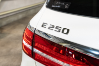 メルセデスベンツ Eクラス E250ﾜｺﾞﾝ AVGｽﾎﾟｰﾂ ｴｸｽｸﾙｰｼﾌﾞPKG ﾚｰﾀﾞｰSP　中期 黒革 ﾊﾟﾉﾗﾏSR ﾅﾋﾞTV Meｺﾈ carplay ﾌﾞﾙﾒｽﾀｰ ﾍｯﾄﾞｱｯﾌﾟD ｴｱﾊﾞﾗﾝｽP 自動ﾄﾗﾝｸ ﾌｯﾄｵｰﾌﾟﾅｰ Newﾃﾞｻﾞｲﾝｽﾃｱ　2年保証