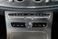 メルセデスベンツ Eクラス E250ﾜｺﾞﾝ AVGｽﾎﾟｰﾂ ｴｸｽｸﾙｰｼﾌﾞPKG ﾚｰﾀﾞｰSP　中期 黒革 ﾊﾟﾉﾗﾏSR ﾅﾋﾞTV Meｺﾈ carplay ﾌﾞﾙﾒｽﾀｰ ﾍｯﾄﾞｱｯﾌﾟD ｴｱﾊﾞﾗﾝｽP 自動ﾄﾗﾝｸ ﾌｯﾄｵｰﾌﾟﾅｰ Newﾃﾞｻﾞｲﾝｽﾃｱ　2年保証