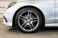 メルセデスベンツ Eクラス E250 AVG AMGｽﾎﾟｰﾂ&ﾚｰﾀﾞｰｾｰﾌﾃｲPKG　 後期ﾓﾃﾞﾙ  1ｵｰﾅｰ 黒半革 ｼｰﾄﾋｰﾀｰ 純正ﾅﾋﾞ ﾌﾙｾｸﾞTV 360ｶﾒﾗ LEDﾍｯﾄﾞﾗｲﾄ AMGｴｱﾛ&18ｲﾝﾁAW　2年保証