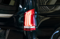 メルセデスベンツ Vクラス V220d AVG ﾛﾝｸﾞ AMGﾗｲﾝPKG  ｴｸｽｸﾙｰｼﾌﾞｼｰﾄ&ﾚｰﾀﾞｰSP　後期 黒革 ﾋｰﾀｰ ﾊﾟﾉﾗﾏｻﾝﾙｰﾌ 10.25ｲﾝﾁﾜｲﾄﾞﾅﾋﾞ 360ｶﾒﾗ Burmesterｻｳﾝﾄﾞ  AMGｴｱﾛ&19AW　2年保証