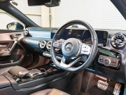 メルセデスベンツ Aクラス A200d AMGﾗｲﾝ ﾚｻﾞｰ&ｱﾄﾞﾊﾞﾝｽﾄﾞ&ﾅﾋﾞ& ﾚｰﾀﾞｰPKG　黒灰革 ｼｰﾄﾋｰﾀｰ ﾊﾟﾉﾗﾏSR MBUXﾅﾋﾞ ﾌﾙｾｸﾞTV 360ｶﾒﾗ ﾍｯﾄﾞｱｯﾌﾟD ｱﾄﾞﾊﾞﾝｽﾄﾞｻｳﾝﾄﾞ ﾏﾙﾁﾋﾞｰﾑLED AMGｴｱﾛ&18ｲﾝﾁAW　2年保証
