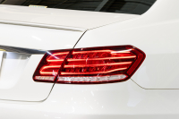メルセデスベンツ Eクラス E350 ﾌﾞﾙｰﾃｯｸ AVG AMGｽﾎﾟｰﾂ&ｵｰﾃﾞｨｵﾋﾞｼﾞｭｱﾙ＆ﾚｰﾀﾞｰｾｰﾌﾃｲPKG　 後期ﾓﾃﾞﾙ 黒革 ｼｰﾄﾋｰﾀｰ Harman/Kardon 純正ﾅﾋﾞ ﾌﾙｾｸﾞTV ﾊﾞｯｸｶﾒﾗ ﾘｱｴﾝﾀｰ LEDﾍｯﾄﾞﾗｲﾄ AMGｴｱﾛ&18ｲﾝﾁAW　2年保証