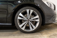 メルセデスベンツ CLAクラス CLA220 4MATIC ｼｭｰﾃｨﾝｸﾞﾌﾞﾚｰｸ ﾌﾟﾚﾐｱﾑ&ﾚｰﾀﾞｰｾｰﾌﾃｨPKG　後期 Pｽﾀ 黒革 ｻﾝﾙｰﾌ ｼｰﾄﾋｰﾀｰ 純正ﾅﾋﾞ ﾌﾙｾｸﾞTV harman/kardon CarPlay Bｶﾒﾗ PTS LEDﾍｯﾄﾞﾗｲﾄ ｱﾝﾋﾞｴﾝﾄ 18ｲﾝﾁAW　2年保証付